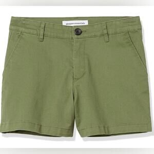 Women's 3.5 Inch Inseam Chino Short- Size 10 (US Size 6/8)